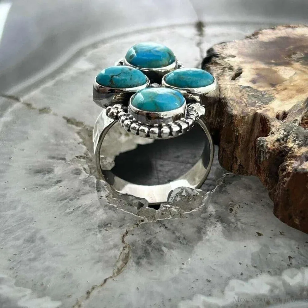 Sterling Southwestern Style Mohave Turquoise Cluster Ring Size 6.75 For Women